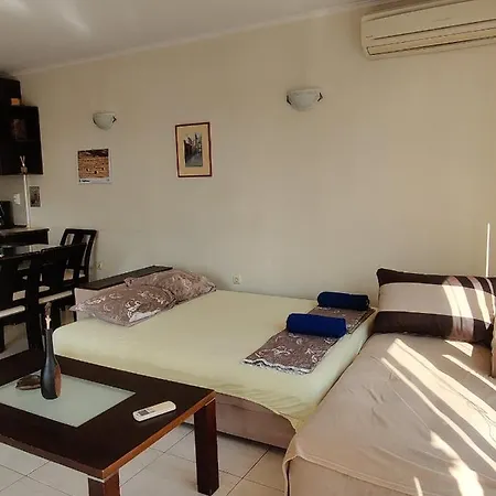 Апартамент Съни Бей / Sunny Bay Apartment Nesebar