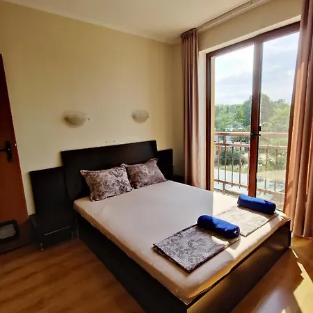 Апартамент Съни Бей / Sunny Bay Apartment Appartamento *
